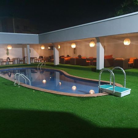 Choice Luxe Lagos Ikeja Extérieur photo