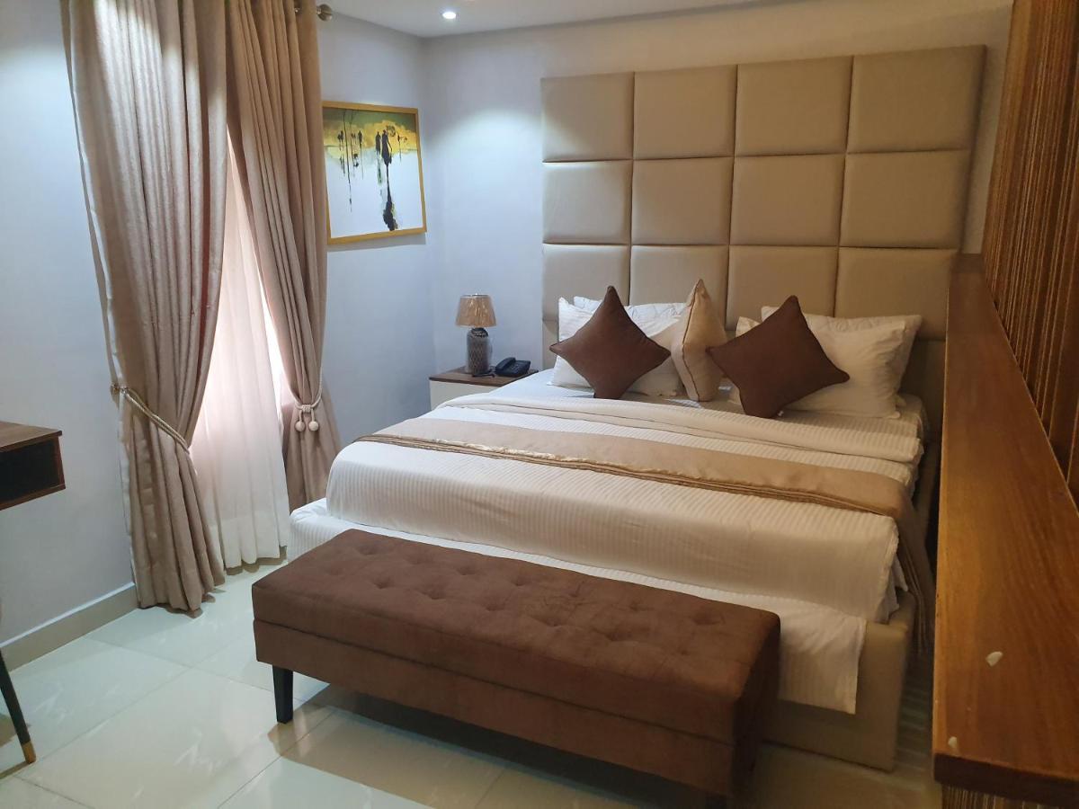 Choice Luxe Lagos Ikeja Extérieur photo