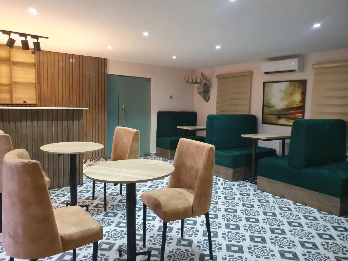 Choice Luxe Lagos Ikeja Extérieur photo