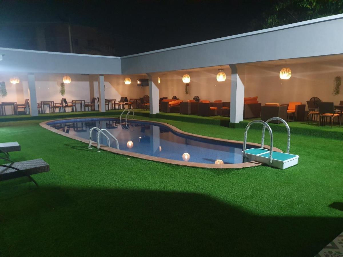 Choice Luxe Lagos Ikeja Extérieur photo